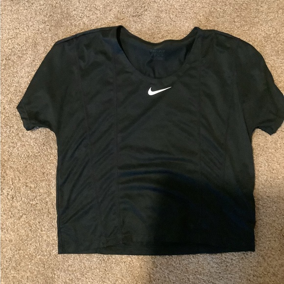 Nike Tops - Nike Women's Black Short Sleeve Tee